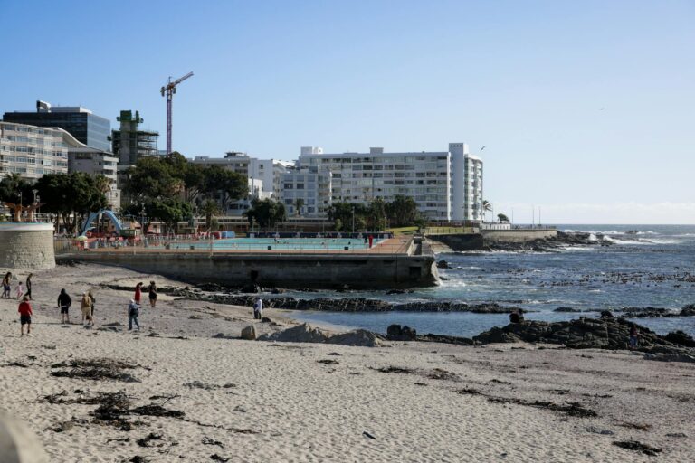 Cape Town Running Routes for Nomads: Eight Honest Picks